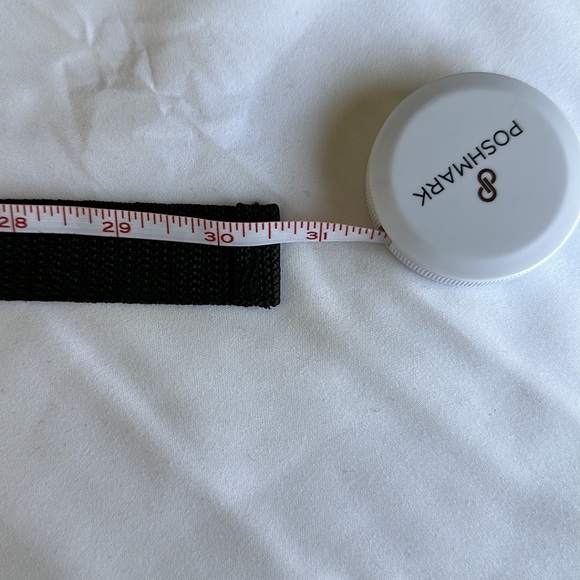 Poshmark Fanny Pack Belt Bag - Picture 5 of 5